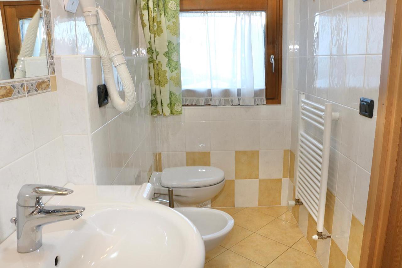 Casa Peri Apartment Livigno Bagian luar foto