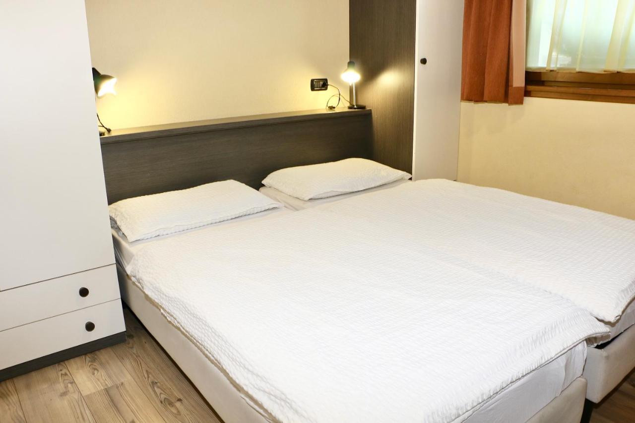 Casa Peri Apartment Livigno Bagian luar foto