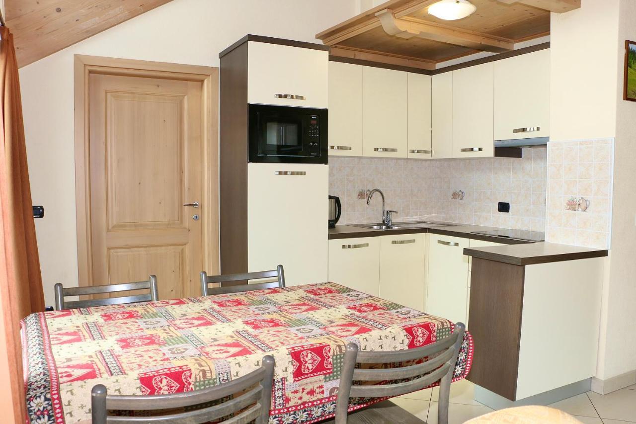 Casa Peri Apartment Livigno Bagian luar foto